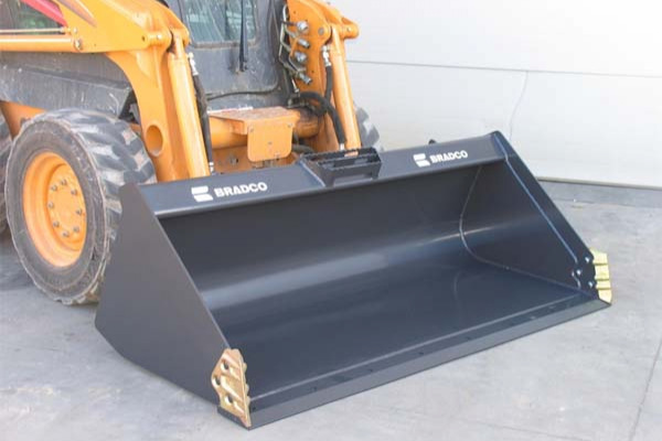 Bradco | Bradco Attachments | High-Capacity, Heavy-Duty Buckets for sale at Kunau Implement, Iowa