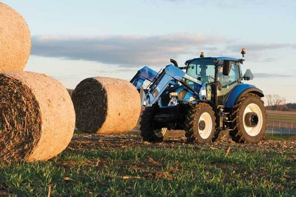 New Holland | T5 Series | Model T5.110 Dual Command™ for sale at Kunau Implement, Iowa