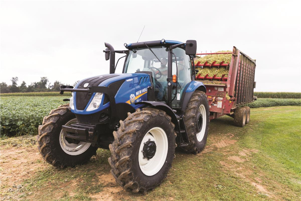 New Holland | T6 Series | Model T6.145 Dynamic Command for sale at Kunau Implement, Iowa