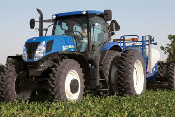 New Holland T7.170 for sale at Kunau Implement, Iowa
