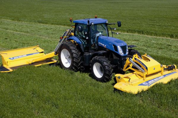 New Holland T7.260 for sale at Kunau Implement, Iowa