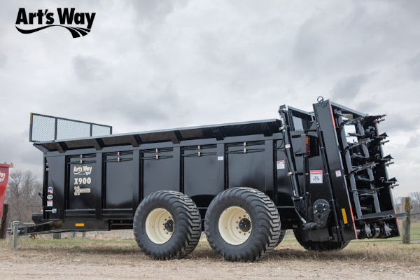 Art's Way | Truck Mount Vertical Manure Spreader | Model X900 Manure Spreader for sale at Kunau Implement, Iowa