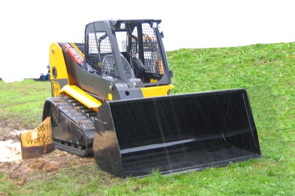 Bradco | High-Capacity, Light Material Buckets | Model 84" for sale at Kunau Implement, Iowa Bradco | High-Capacity, Light Material Buckets | Model 84" for sale at Kunau Implement, Iowa