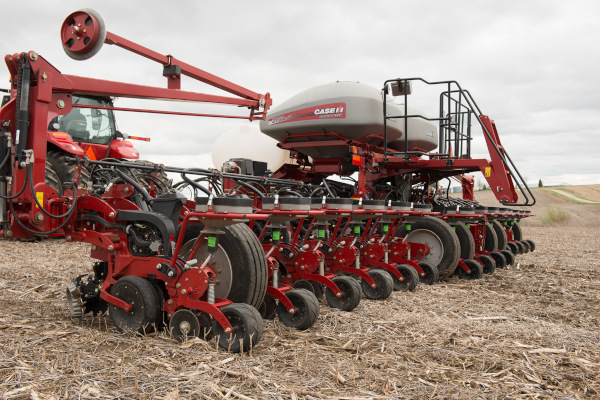 Case IH 2150 Front-Fold 16Row 30 for sale at Kunau Implement, Iowa
