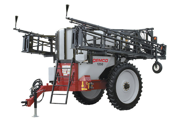 Demco | Field Sprayers | Model 1050 & 1250 Gallon Big Wheel for sale at Kunau Implement, Iowa