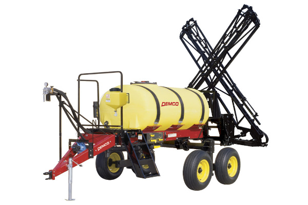Demco | Field Sprayers | Model 500 Gallon Tandem Axle for sale at Kunau Implement, Iowa