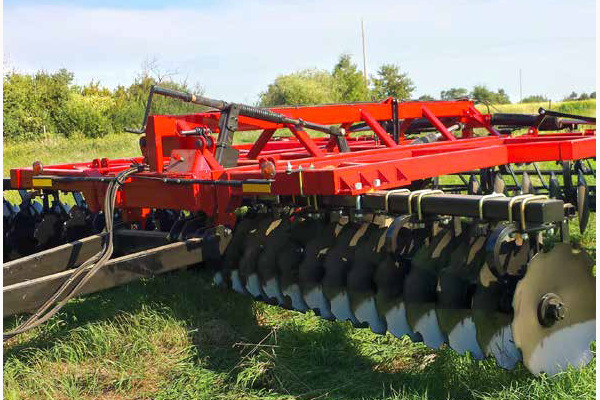 Farm King | Tandem Disc | Model 6650NT for sale at Kunau Implement, Iowa