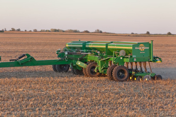 Great Plains | Drills | 26'-50' Min-Till Folding for sale at Kunau Implement, Iowa