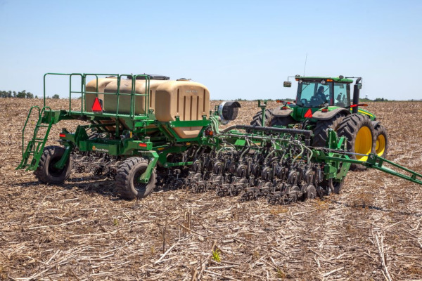 Great Plains | Cover Crops | 30', 40', & 44' Bulk Fill for sale at Kunau Implement, Iowa