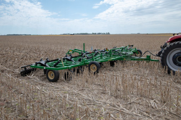 Great Plains | Conventional Tillage | Plains Plow for sale at Kunau Implement, Iowa