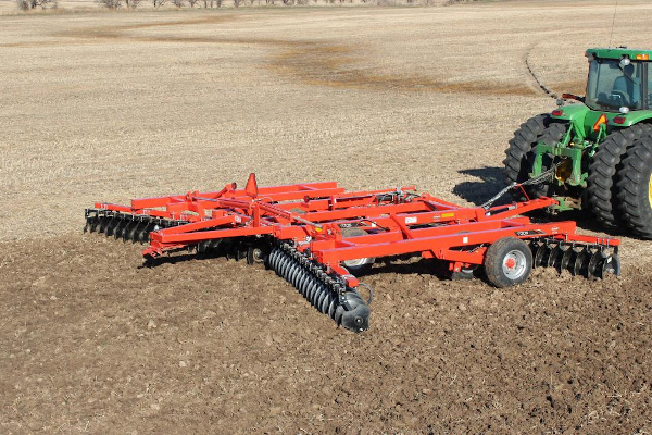 Kuhn | Class I: Seedbed Finishing | 7305 Tandem for sale at Kunau Implement, Iowa
