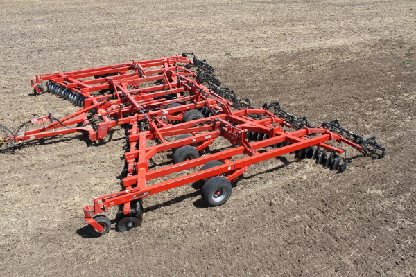 Kuhn 8215-36WQF for sale at Kunau Implement, Iowa
