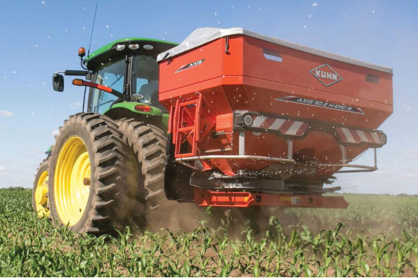 Kuhn | Fertilizer Spreaders | Axis® 40.2/50.2 H-EMC-W for sale at Kunau Implement, Iowa