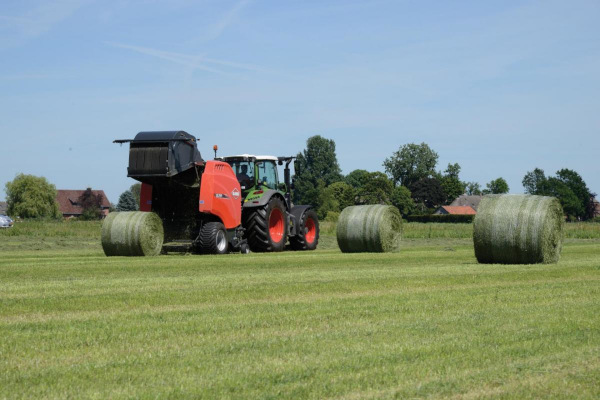 Kuhn | Hay and Forage Tools | Baler for sale at Kunau Implement, Iowa