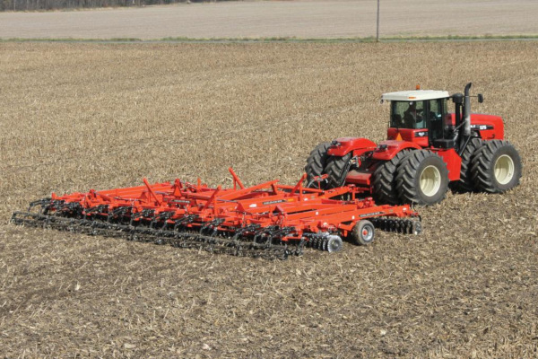 Kuhn EXCELERATOR 8005-11 for sale at Kunau Implement, Iowa