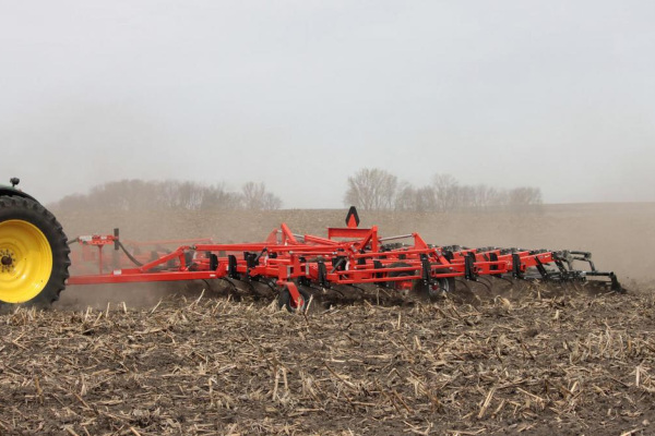 Kuhn | Secondary Tillage | Field Cultivator for sale at Kunau Implement, Iowa
