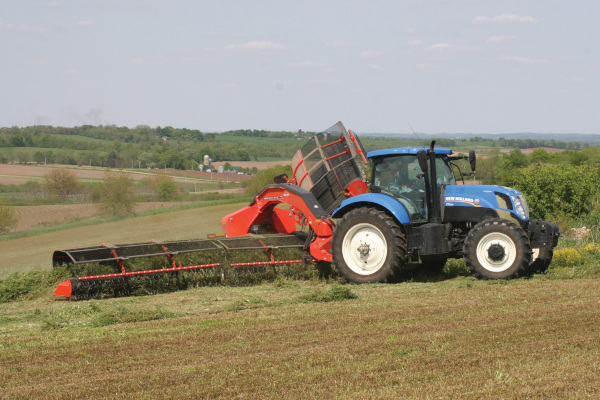 Kuhn | Hay and Forage Tools | Mergers for sale at Kunau Implement, Iowa
