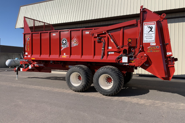 Meyer Farm | 9500 Crop Max Combination Series | Model 9520 for sale at Kunau Implement, Iowa Meyer Farm | 9500 Crop Max Combination Series | Model 9520 for sale at Kunau Implement, Iowa