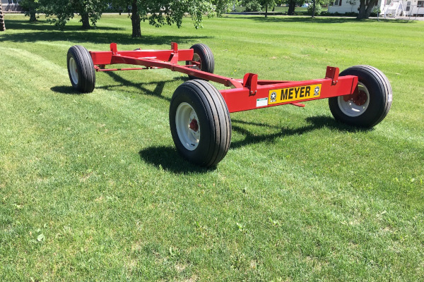 Meyer Farm | Wagon Gear / Single Axle | Model X804W & X1004 for sale at Kunau Implement, Iowa Meyer Farm | Wagon Gear / Single Axle | Model X804W & X1004 for sale at Kunau Implement, Iowa
