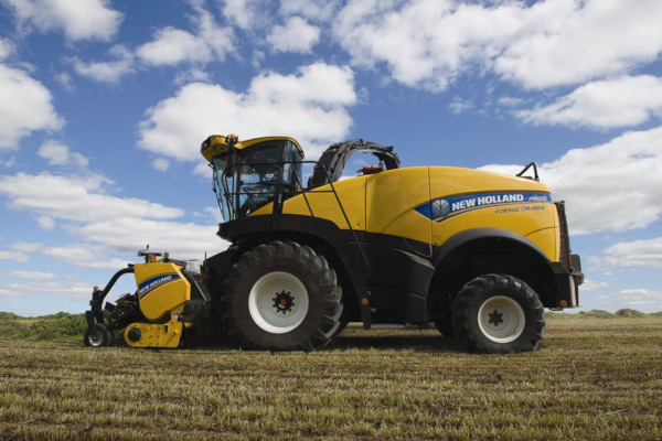 New Holland | FR Forage Cruiser SP Forage Harvesters | Model FR650 for sale at Kunau Implement, Iowa