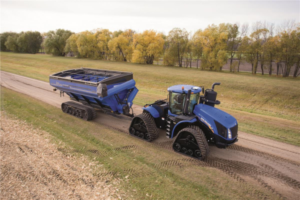 New Holland T9.645 for sale at Kunau Implement, Iowa