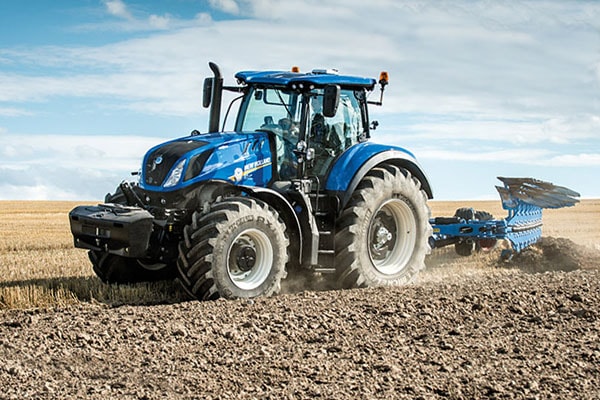 New Holland T7.315 SideWinder II for sale at Kunau Implement, Iowa
