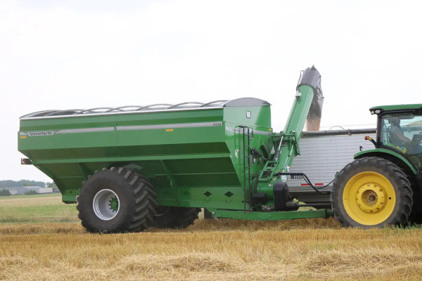 Unverferth | 20 Series Dual-Auger | Model 1320 for sale at Kunau Implement, Iowa