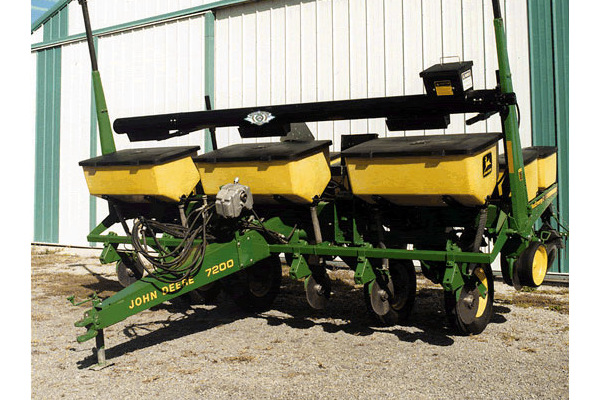 Unverferth Cross Auger for sale at Kunau Implement, Iowa