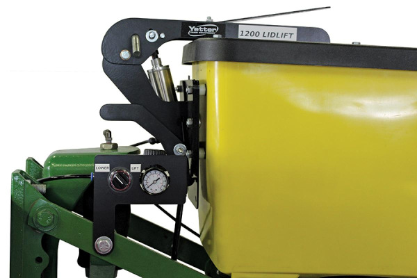 Yetter 1200 LidLift™ for sale at Kunau Implement, Iowa