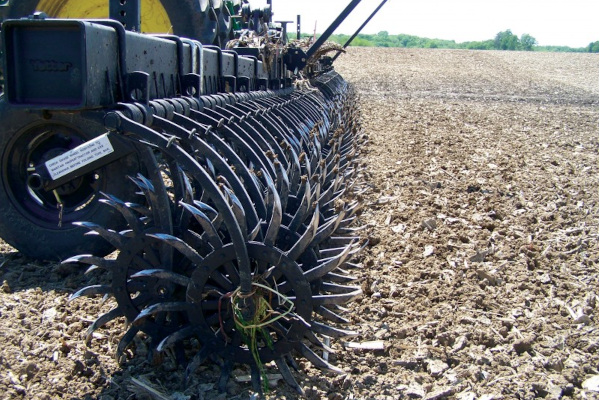 Yetter | Rotary Hoes | 3400/3500 Standard Rotary Hoe for sale at Kunau Implement, Iowa