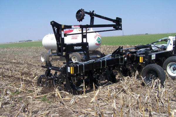 Yetter | 6150 Hydraulic Markers | Model 6150-007 for sale at Kunau Implement, Iowa