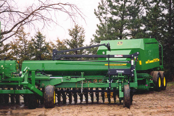 Yetter | 6150 Hydraulic Markers | Model 6150-008 for sale at Kunau Implement, Iowa