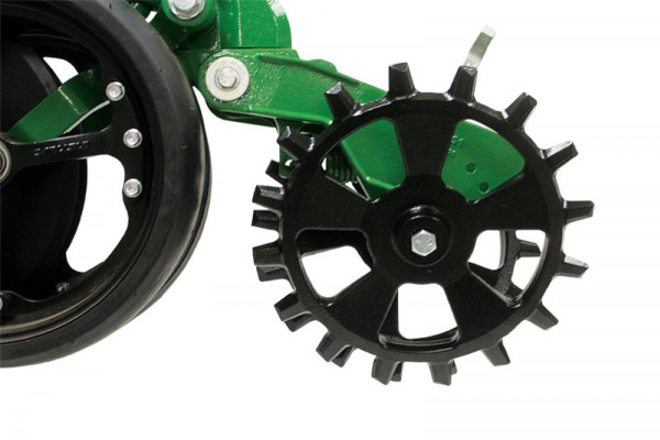 Yetter  6200 Twister Cast Closing Wheel for sale at Kunau Implement, Iowa