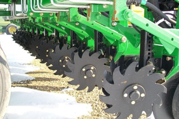 Yetter | Row Cleaners | Planter-Mount Row Cleaners for sale at Kunau Implement, Iowa