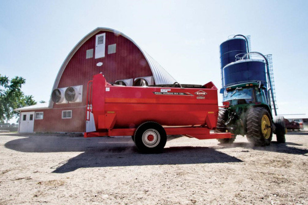 Kuhn RA 142 Truck for sale at Kunau Implement, Iowa
